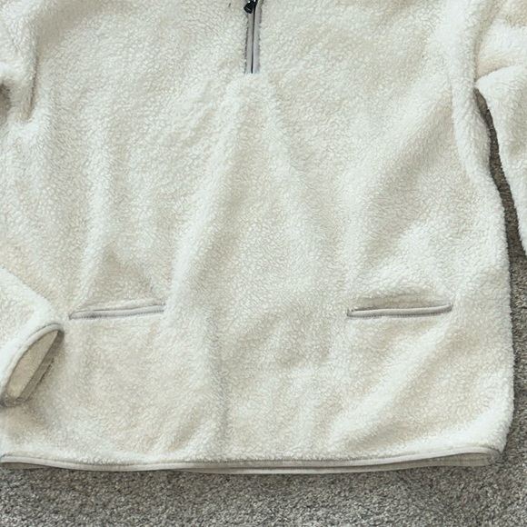Aerie Cozy Creamy White Fleece Pullover - Picture 4 of 5